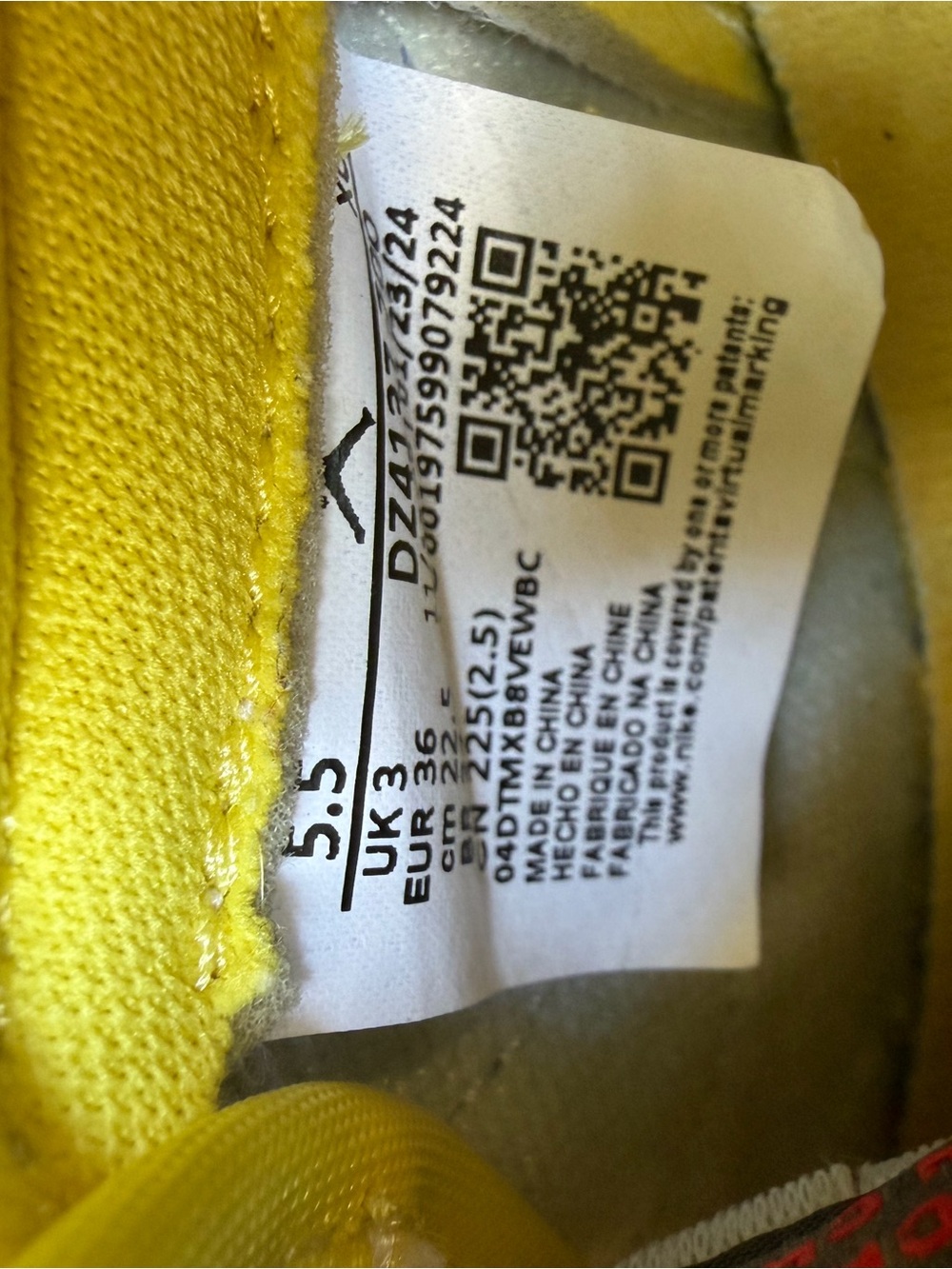 Travis Scott Cannery retro low 1 - Picture 8 of 9